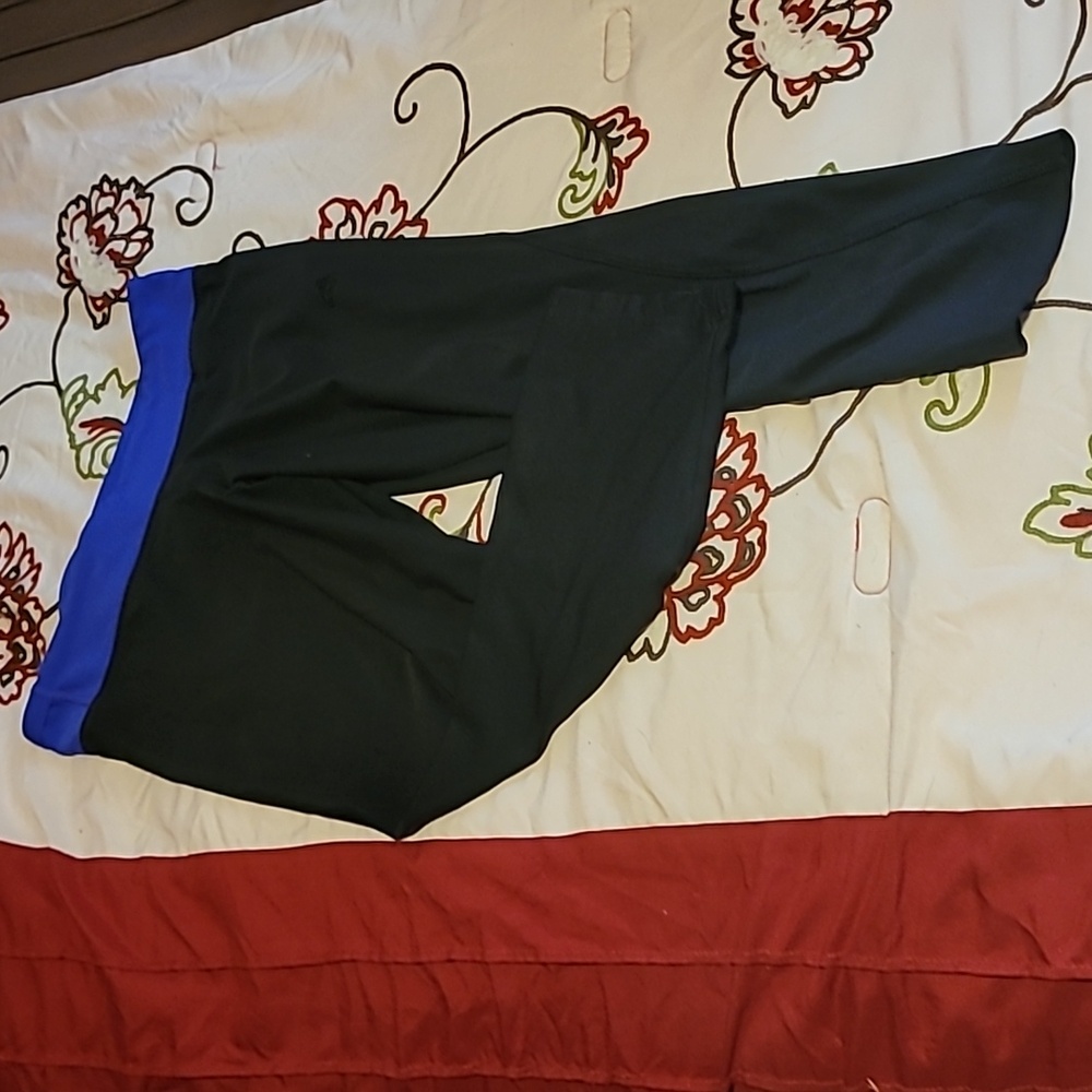 Adidas work out capri pants